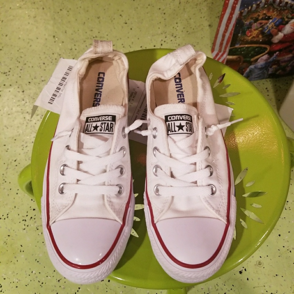 White low cut converse